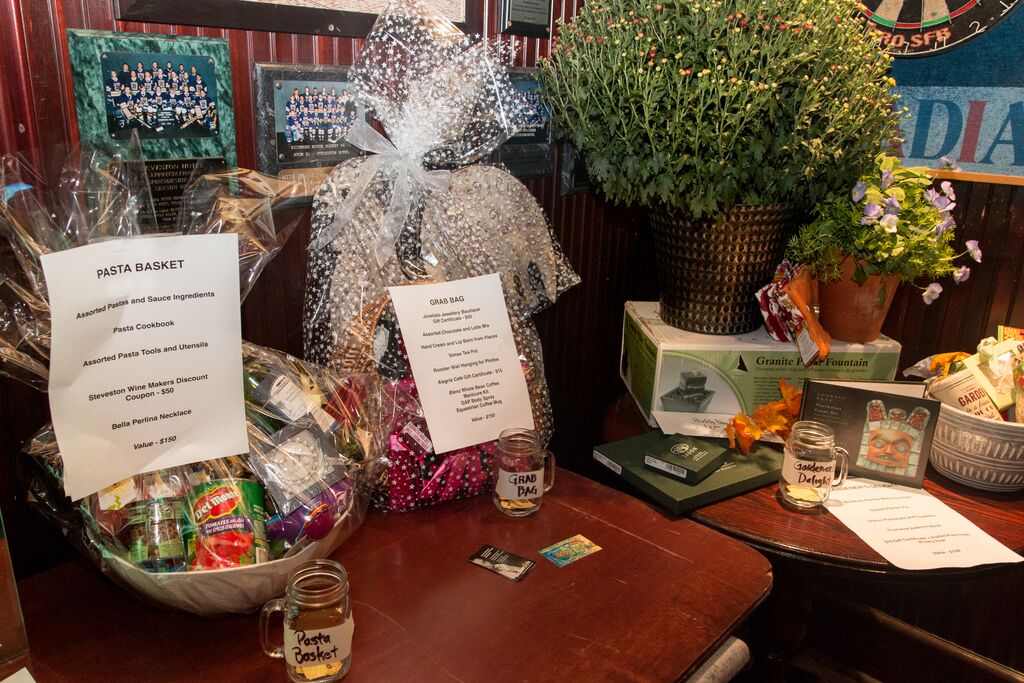 Draw prizes at the SHS Pub Fundraiser